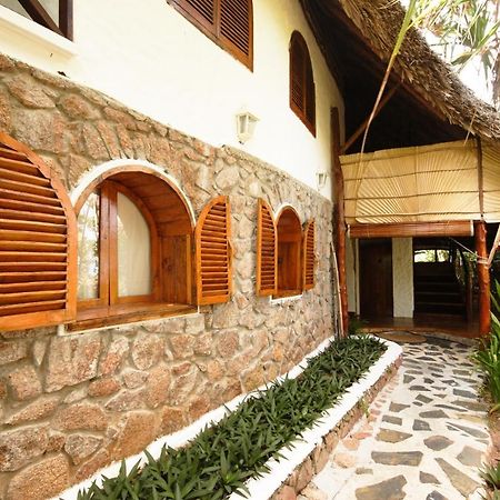 Chauve Souris Relais Hotel Anse Volbert Village  Exterior photo